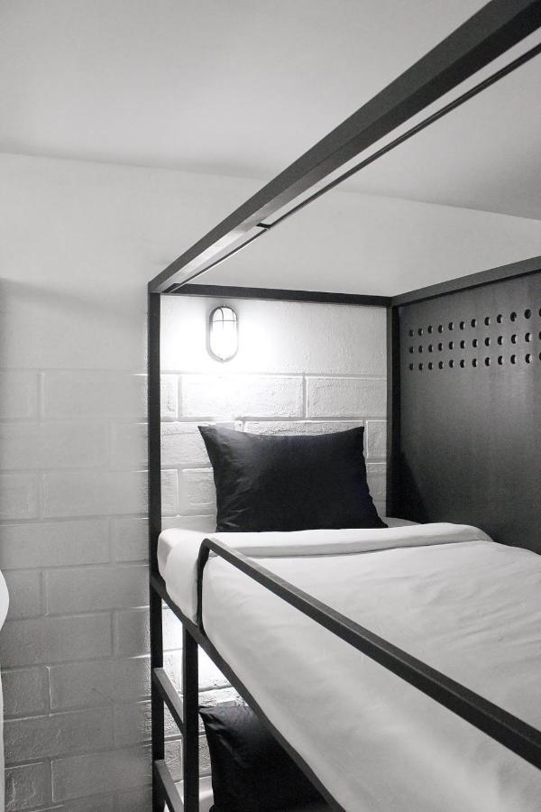 Goo Saigon Dorm- 50b Bui Thi Xuan Q1- By Bay Luxury
